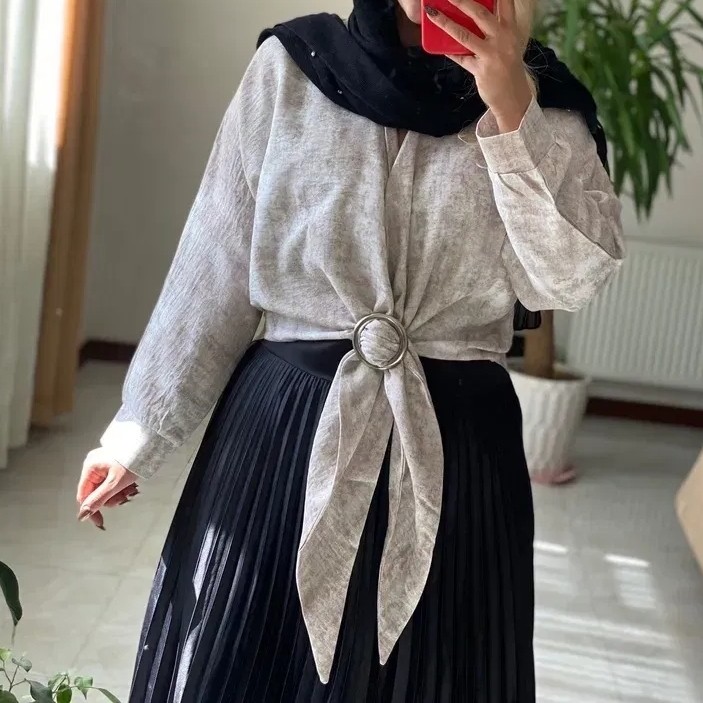 شومیز زنانه گازوئیلی مدل حلقه ای گره ای